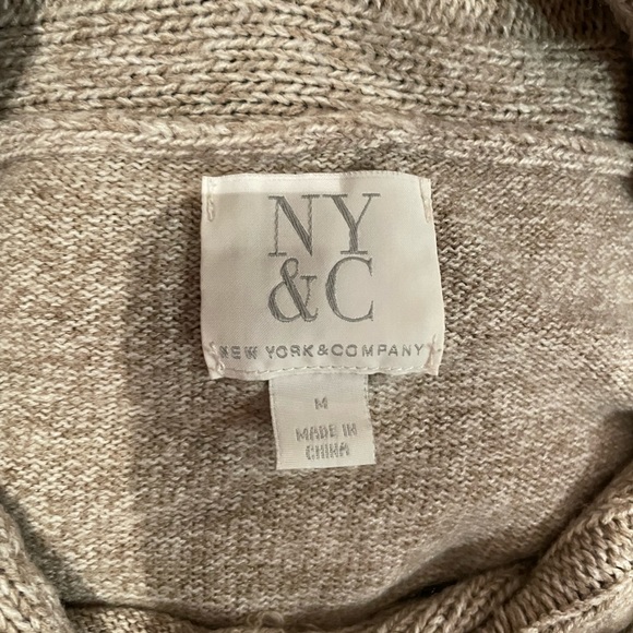 cream sweater - Picture 2 of 2